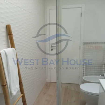 Guest house West Bay House