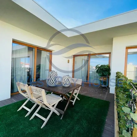 West Bay House Guest house *
