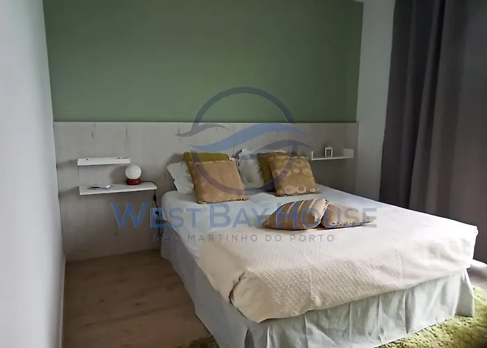 West Bay House Pensión São Martinho do Porto